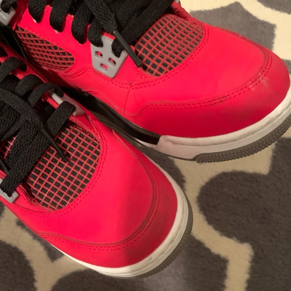 Air Jordan 4 Retro - Picture 3 of 6